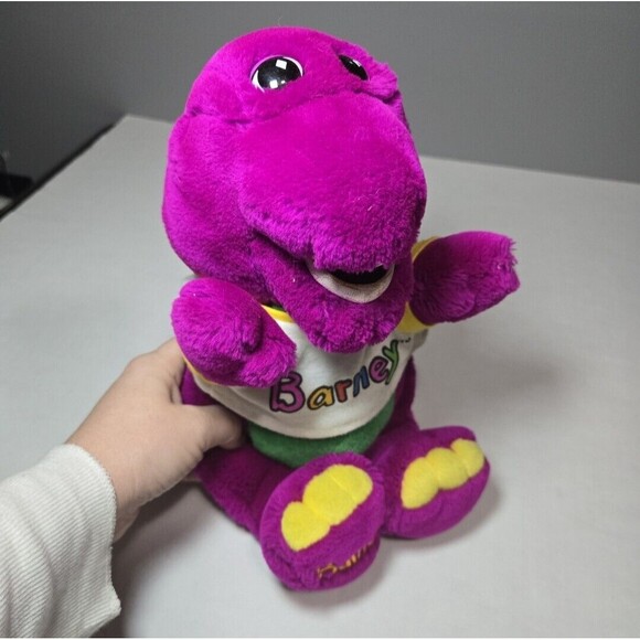 Vintage Dakin 1992 Barney Plush Purple Dinosaur 14” Barney & Friends with shirt - Picture 1 of 7